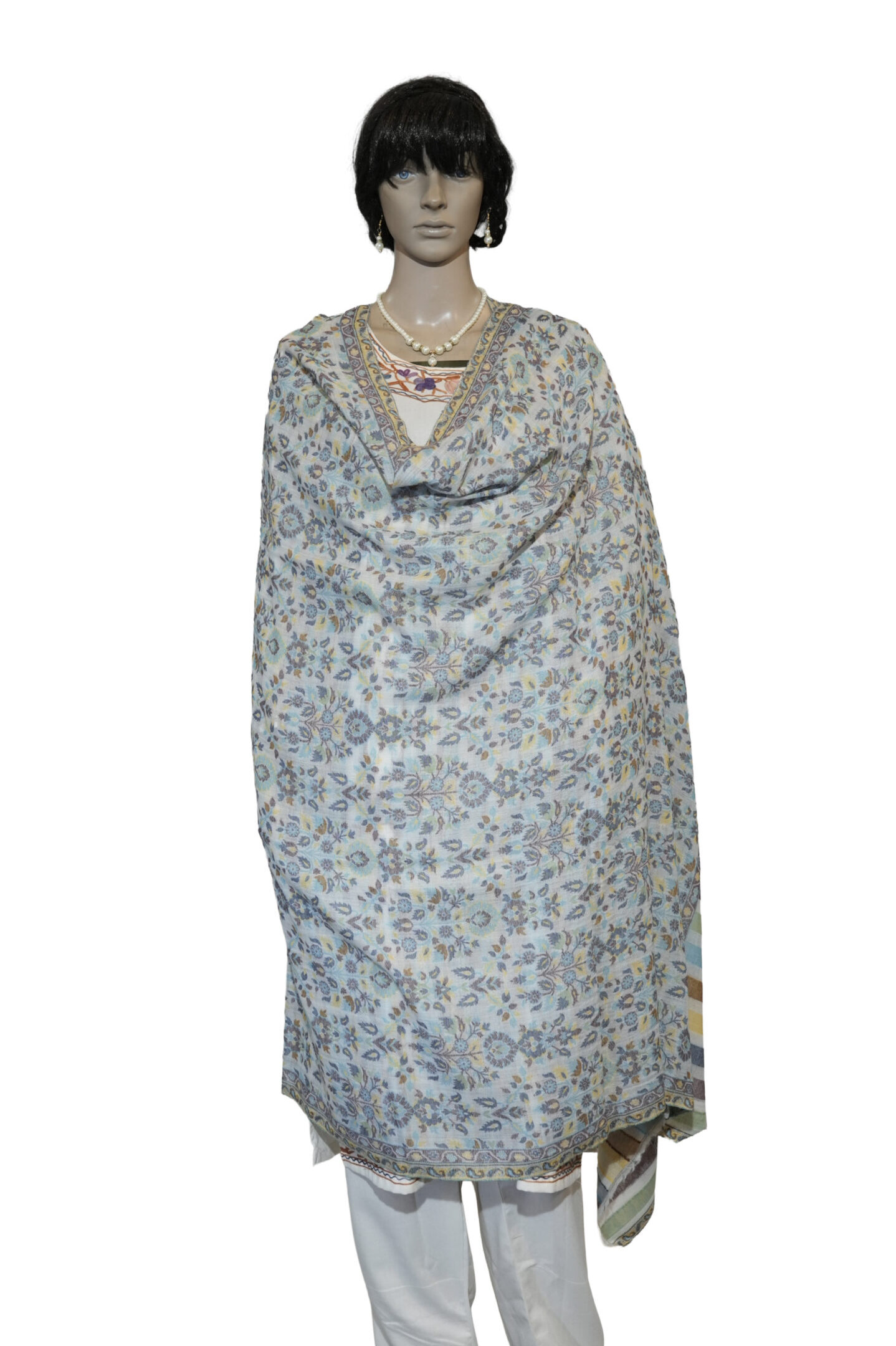 Pashmina Soft Kani Weave Shawl – Floral Motifs with Striped Border